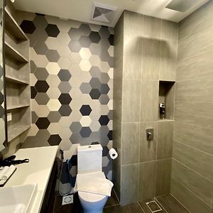 Designer Twin Studio
